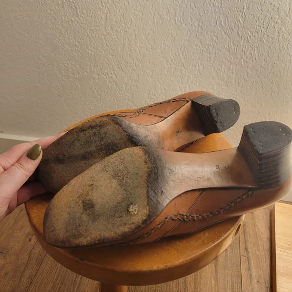 2 For $20 - Vintage Brown Leather Women's Loafers - Picture 7 of 9